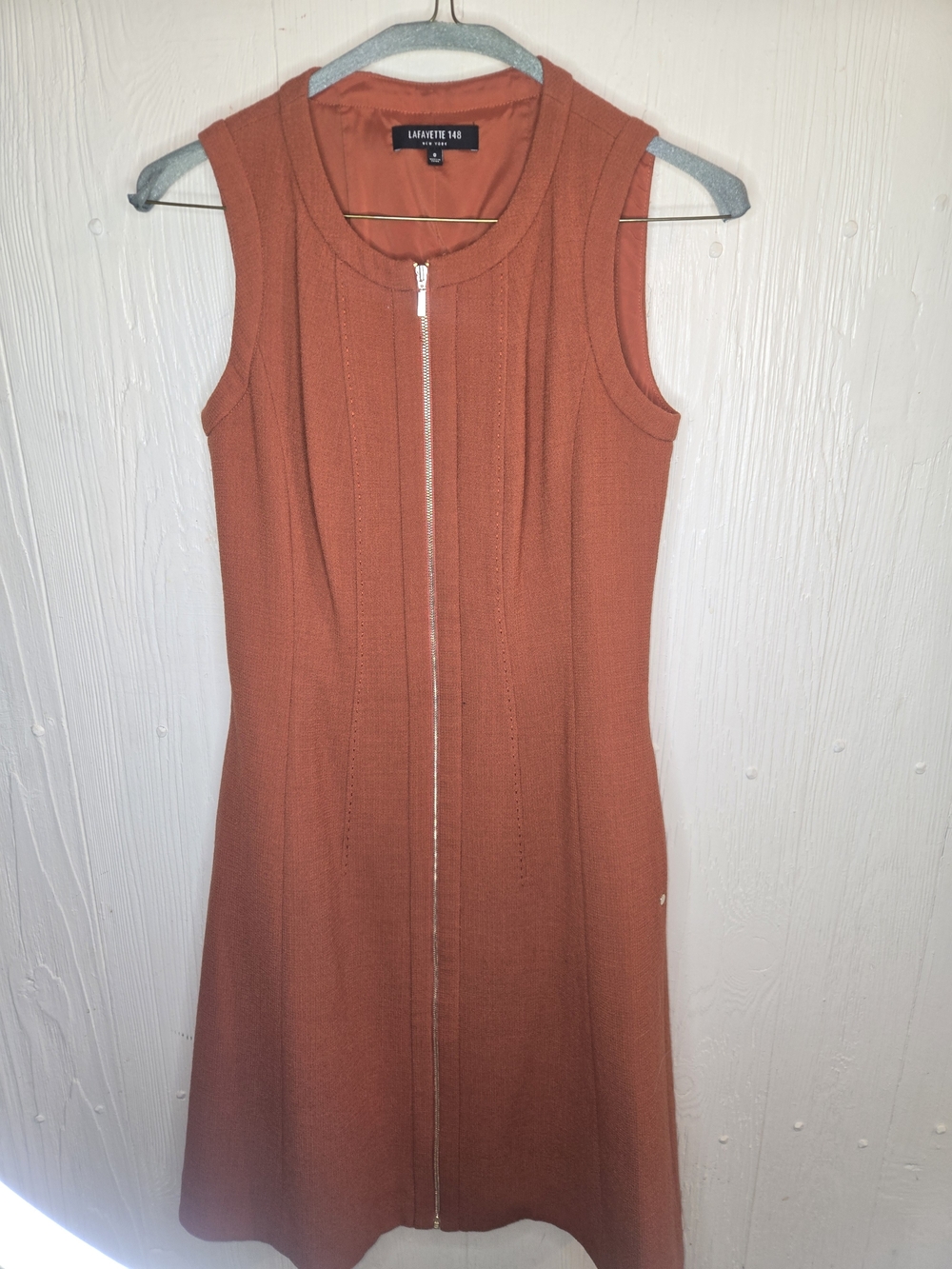 Never Worn!! Lafayette 148 New York Sleeveless Zip-Front Dress